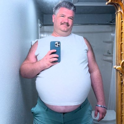 Watch Fatboybey's leaked NSFW photo on TwXstars