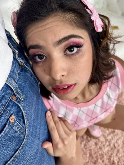 Watch Bryan Gozzling's leaked NSFW photo on TwXstars