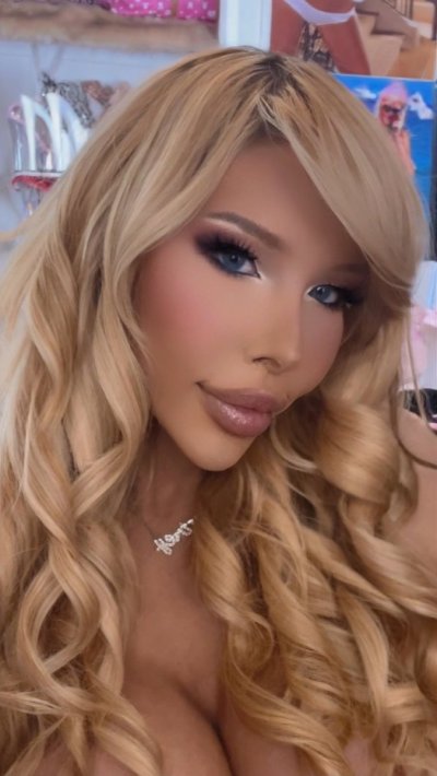 Watch 💋Brittney Kade💋's leaked NSFW photo on TwXstars