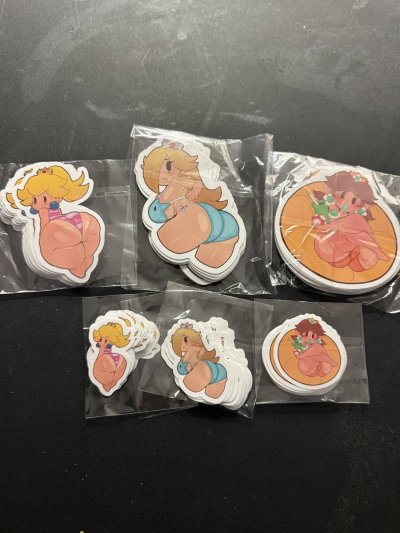 Watch Lewnoli 🔞 (COMMS OPEN 🙏)'s leaked NSFW photo on TwXstars