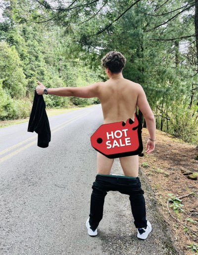 Watch Gabriel Villas's leaked NSFW photo on TwXstars