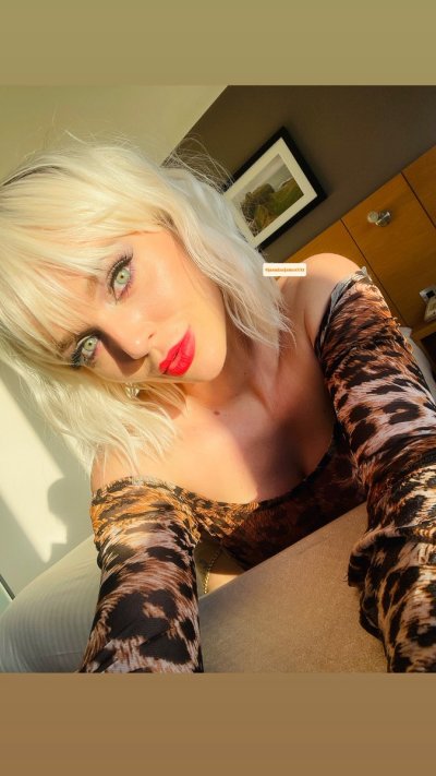 Watch Jasmine's leaked NSFW photo on TwXstars