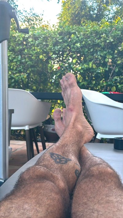 Watch AdamAlberto's leaked NSFW photo on TwXstars