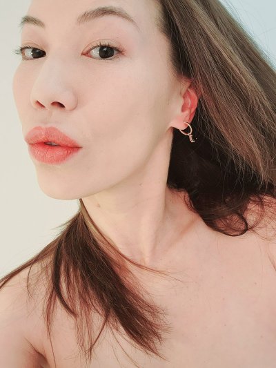 Watch Kalina Ryu's leaked NSFW photo on TwXstars