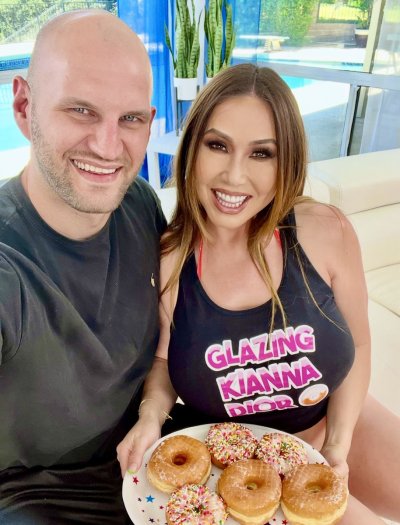 Watch Kianna Dior's leaked NSFW photo on TwXstars