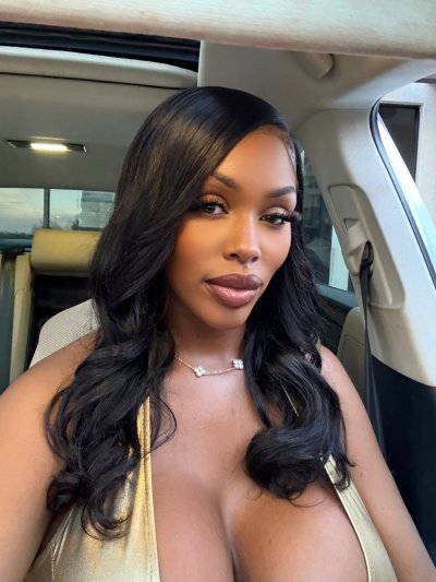 Watch Lia Lovely's leaked NSFW photo on TwXstars