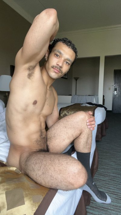 Watch Derek Cline's leaked NSFW photo on TwXstars
