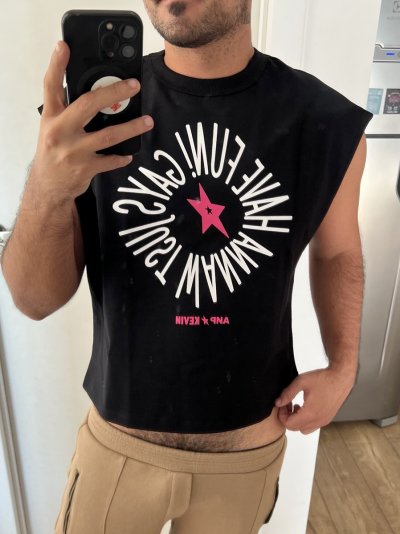 Watch VICTOR's leaked NSFW photo on TwXstars