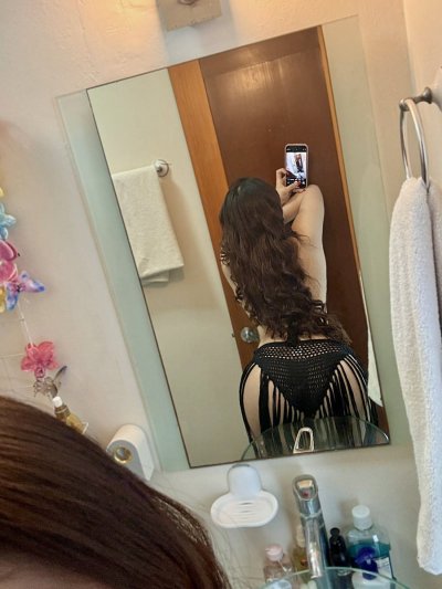 Watch Olga Robledo's leaked NSFW photo on TwXstars