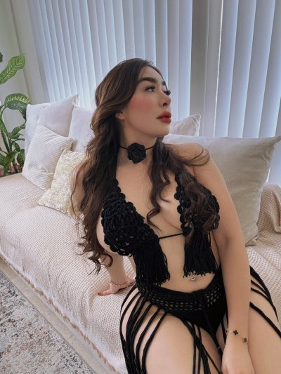 Watch Olga Robledo's leaked NSFW photo on TwXstars