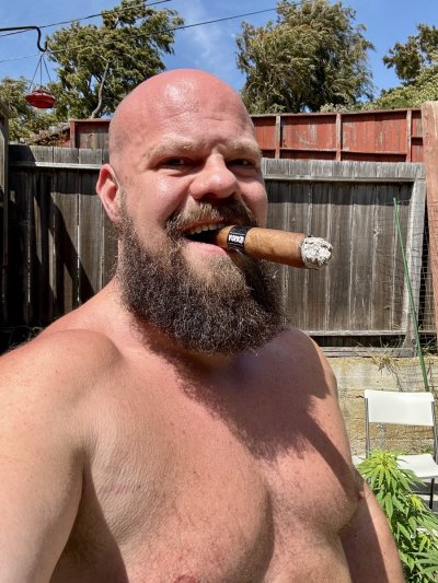 Watch WildCuddler 🔜 Folsom's leaked NSFW photo on TwXstars