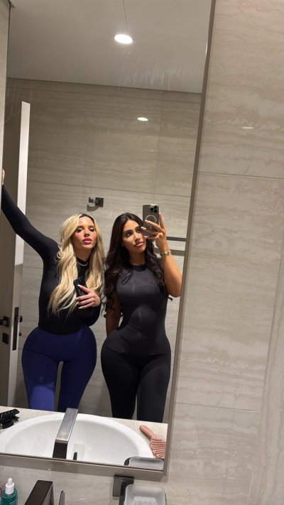 Watch esterbby's leaked NSFW photo on TwXstars