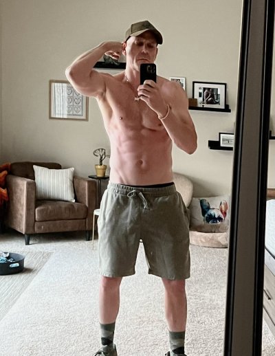 Watch Big C 😎's leaked NSFW photo on TwXstars