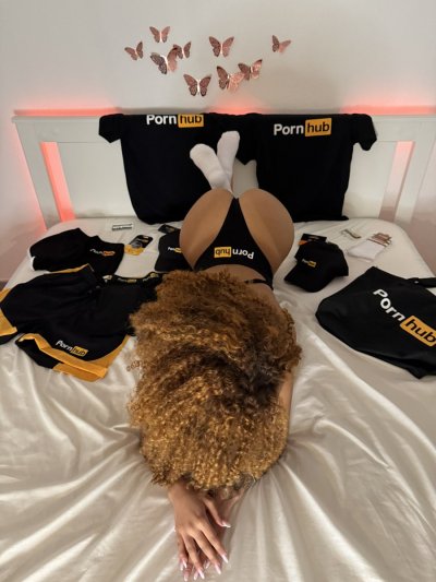 Watch Jenna - GoldenCurls3 OF's leaked NSFW photo on TwXstars