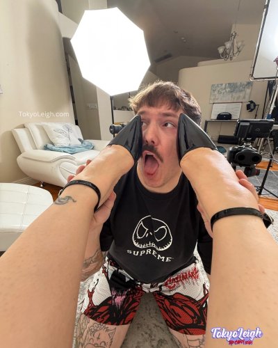 Watch Tokyo Leigh 😈 Elite Dick Rider's leaked NSFW photo on TwXstars