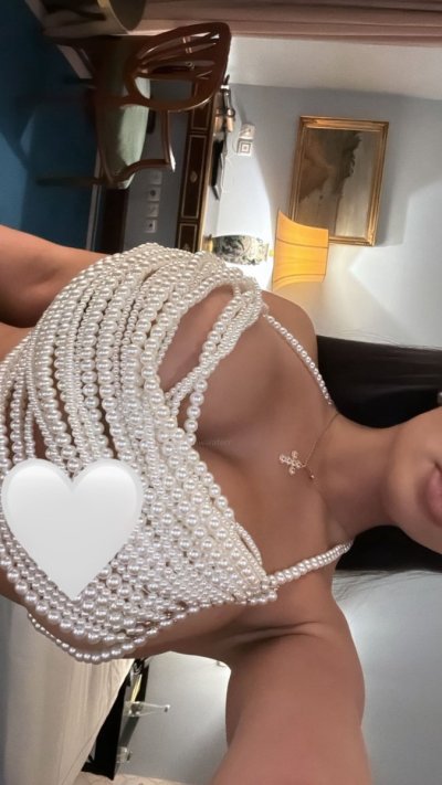 Watch 💕's leaked NSFW photo on TwXstars