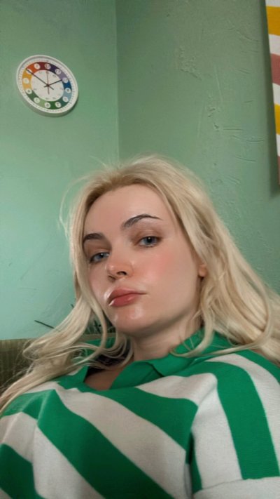 Watch Amber Kawaii's leaked NSFW photo on TwXstars