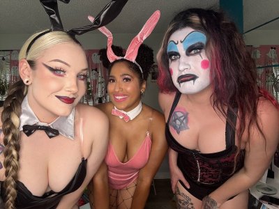 Watch Allysin Kay's leaked NSFW photo on TwXstars