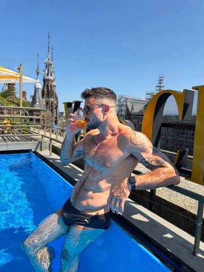 Watch AdamAlberto's leaked NSFW photo on TwXstars