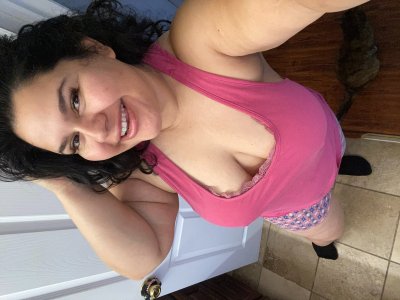 Watch OnlyKarlaLane's leaked NSFW photo on TwXstars