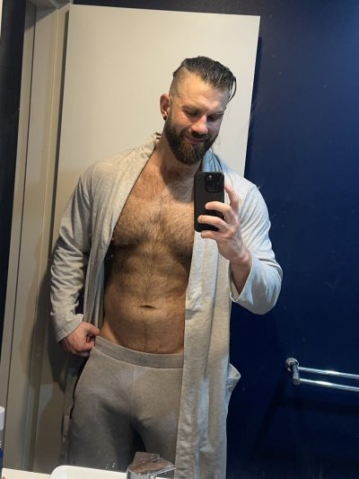 Watch Dave Marshall 18+'s leaked NSFW photo on TwXstars