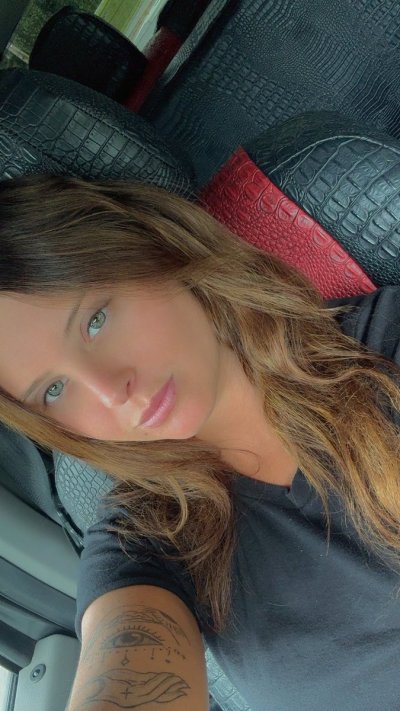 Watch Tayler's leaked NSFW photo on TwXstars