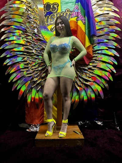 Watch Dolly Kelly's leaked NSFW photo on TwXstars