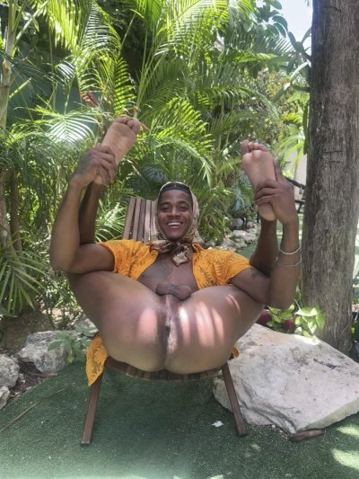 Watch Want To Be A GlobalBro?'s leaked NSFW photo on TwXstars