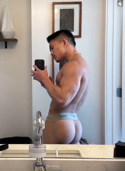 Watch Damien Cruz 💕's leaked NSFW photo on TwXstars