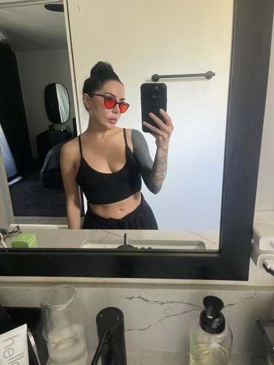 Watch Lela Star's leaked NSFW photo on TwXstars