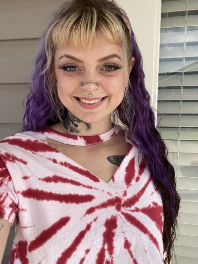 Watch She Devil 😈's leaked NSFW photo on TwXstars