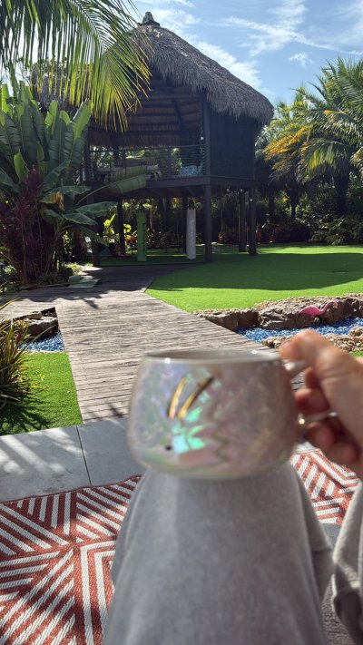 Watch Paige VanZant's leaked NSFW photo on TwXstars