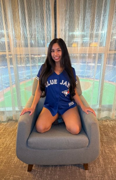 Watch hayleyxyz's leaked NSFW photo on TwXstars