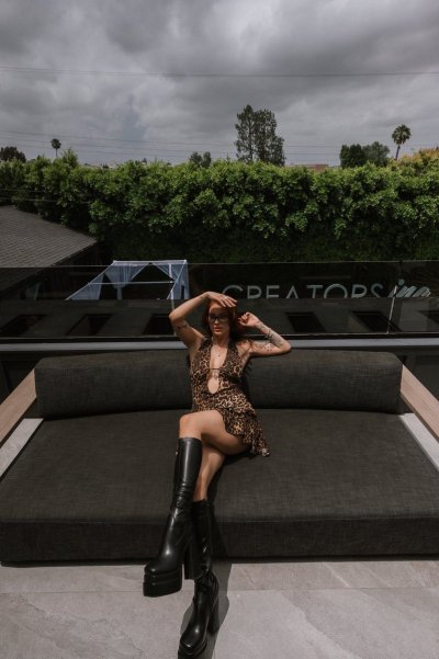 Watch Maddy May's leaked NSFW photo on TwXstars