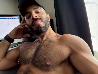 Watch Ricky & Diego Hancock's leaked NSFW photo on TwXstars
