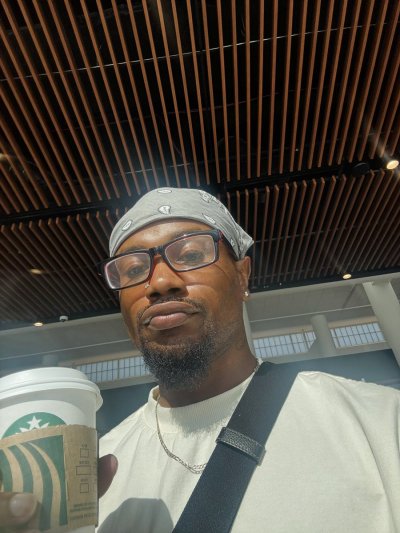 Watch $LIM 🐐's leaked NSFW photo on TwXstars