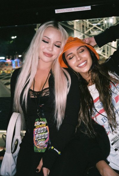 Watch Gianna Dior's leaked NSFW photo on TwXstars