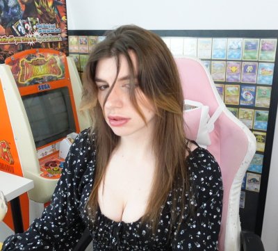 Watch Izzy💫's leaked NSFW photo on TwXstars