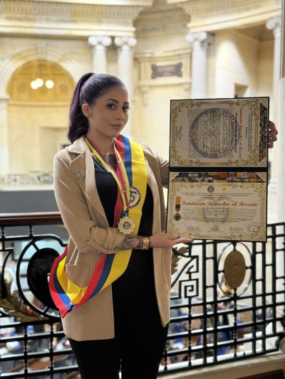 Watch foreronury's leaked NSFW photo on TwXstars