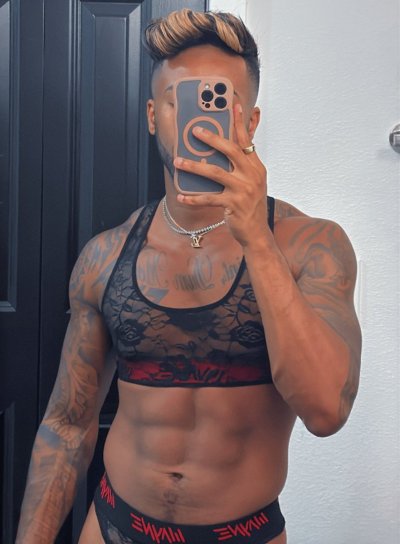 Watch your fave kuya 🇵🇭's leaked NSFW photo on TwXstars