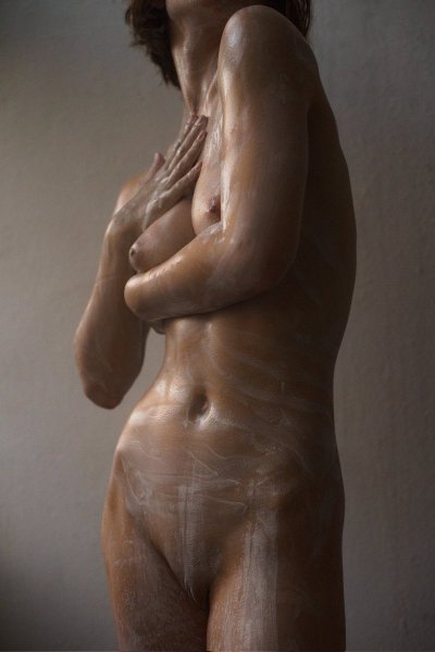 Watch Naked Artistic's leaked NSFW photo on TwXstars