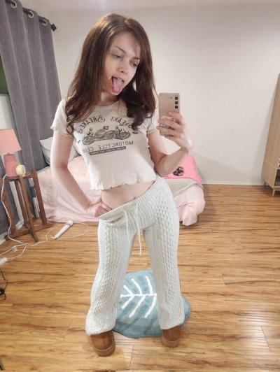 Watch Jade Valentine, PhD in Anal Science's leaked NSFW photo on TwXstars