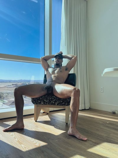 Watch 🇸🇽Burgundy🇻🇮 📍Houson📍's leaked NSFW photo on TwXstars