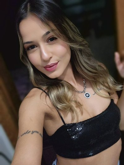 Watch Gabi's leaked NSFW photo on TwXstars