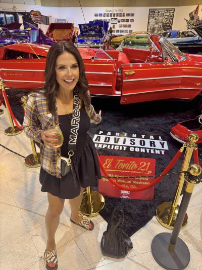 Watch Mrs Poindexter's leaked NSFW photo on TwXstars