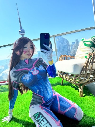 Watch mia's leaked NSFW photo on TwXstars