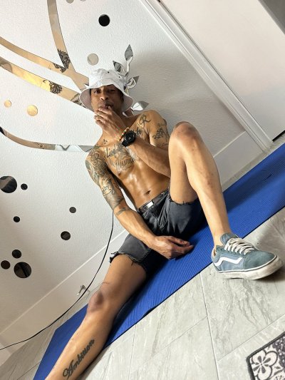 Watch Squirting In Las Vegas 💦💦💦's leaked NSFW photo on TwXstars