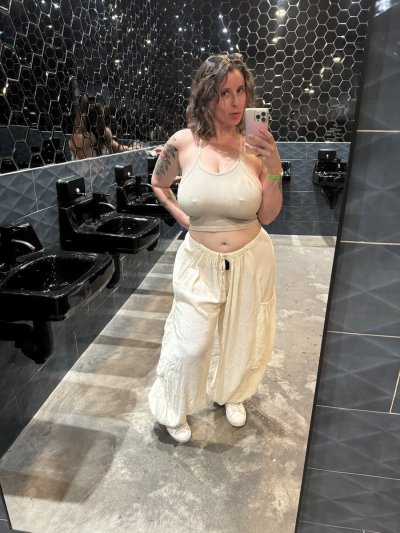 Watch QTsnack's leaked NSFW photo on TwXstars