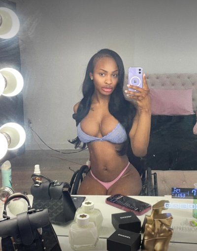 Watch Milan🤍's leaked NSFW photo on TwXstars