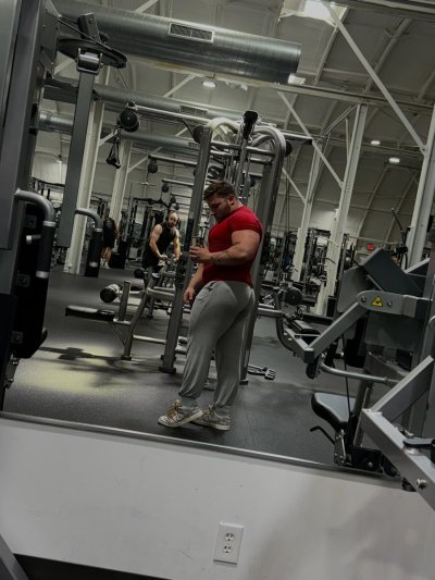 Watch Master Goonway's leaked NSFW photo on TwXstars